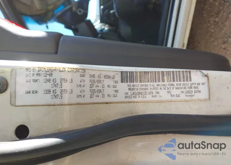 2001 Jeep Grand Cherokee Limited from USA, damaged, VIN 1J4GW58N81C611074